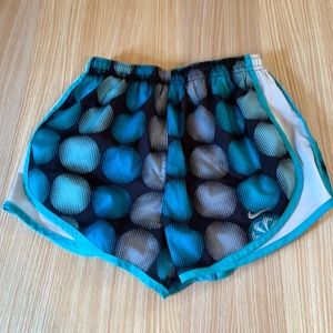 Nike Dri-Fit blue & black dots print shorts, workout/exercise/activewear, lining